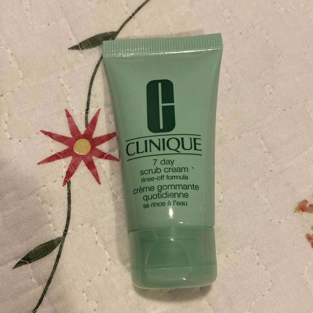 Clinique- 7 day Scrub Cream